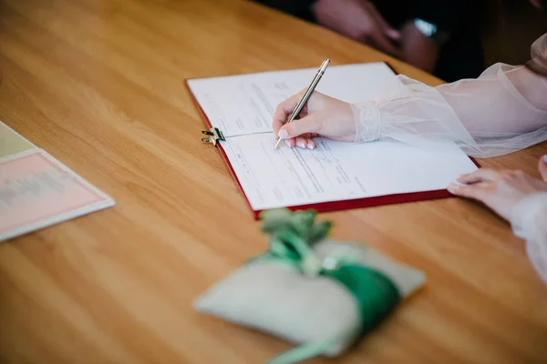 Servicios Notariales en Nueva York: Casarse en una Notaría Pública Latina 5 servicios notaria casamiento