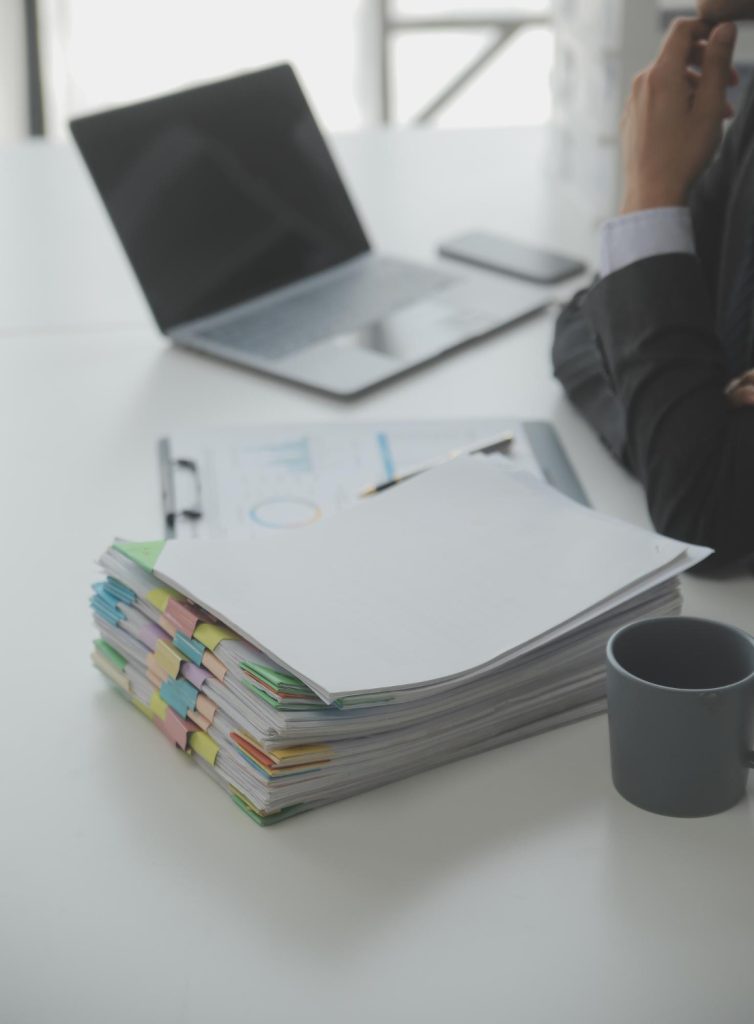 Trámites de Permiso de Trabajo: Asesoría en Español 2 documentos notariales tramites legales